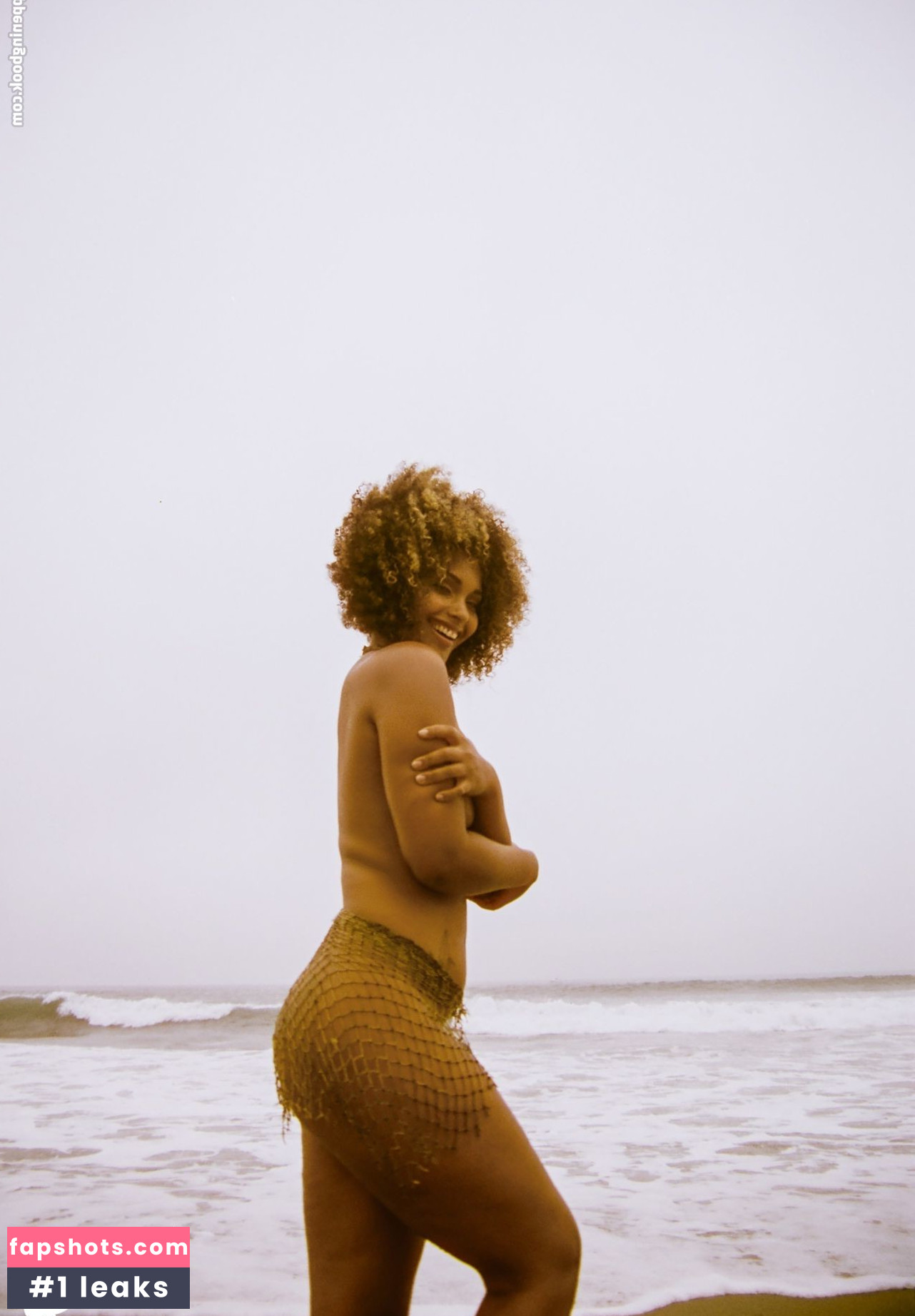 Gillian Chan gallery photo #52