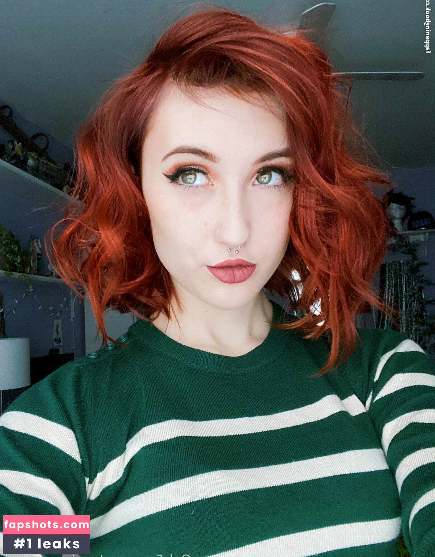 Gillian Foxglove gallery photo #28