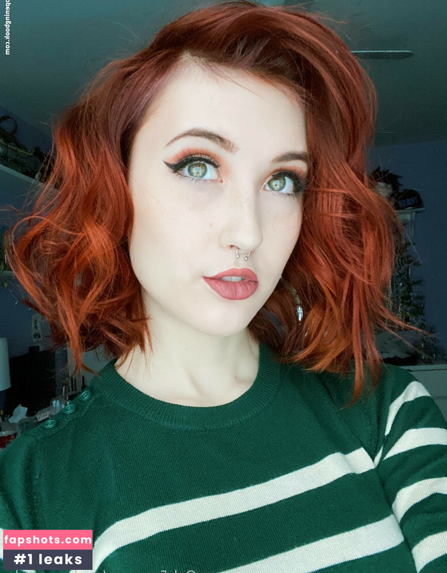 Gillian Foxglove gallery photo #38