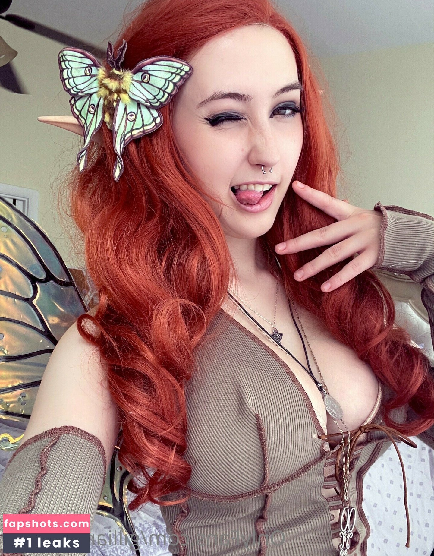 Gillian Foxglove gallery photo #75