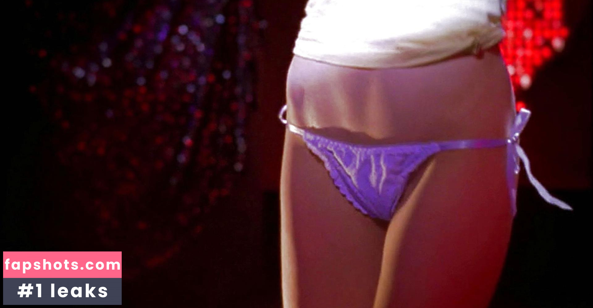 Gillian Jacobs gallery photo #101