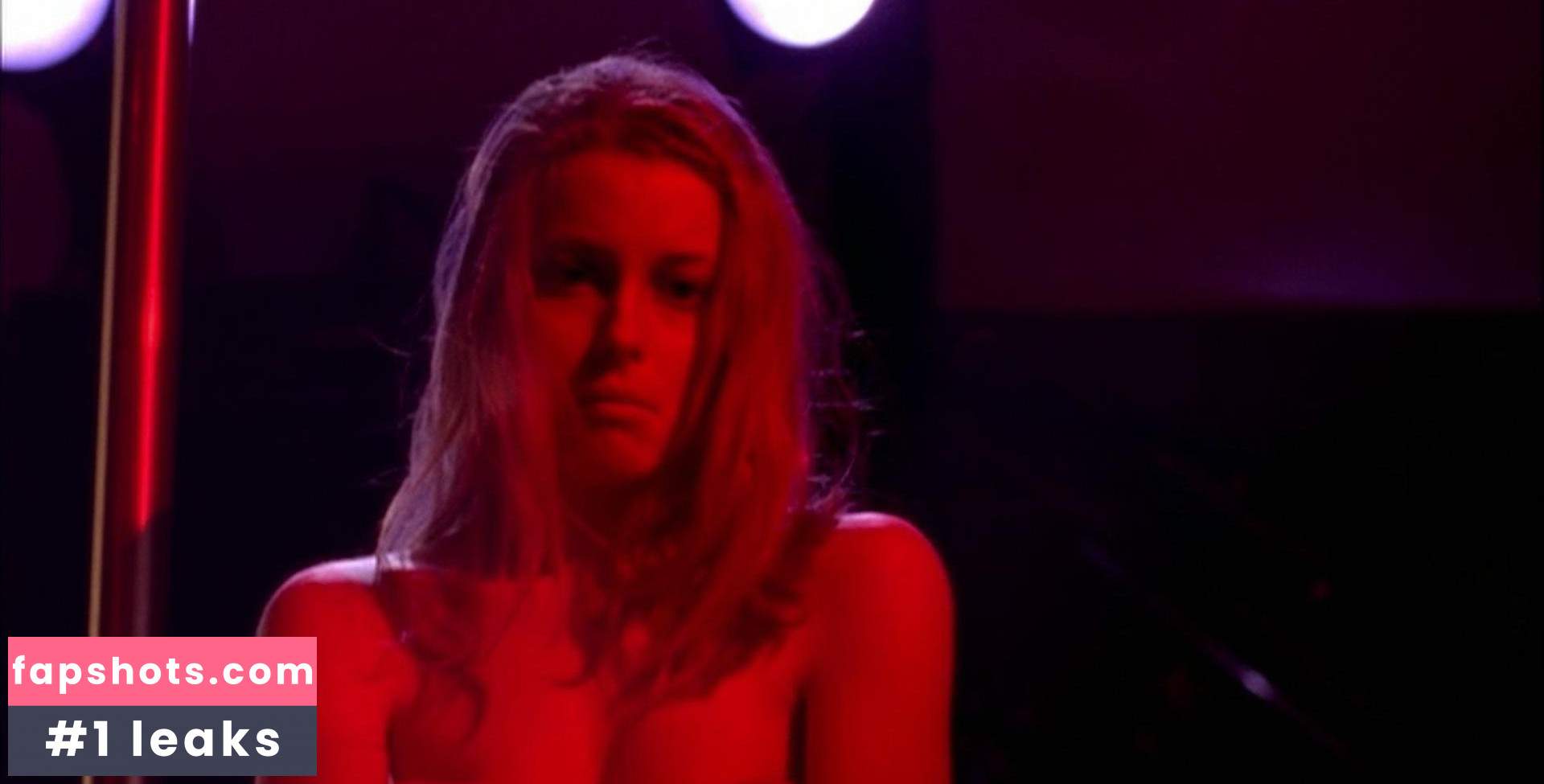 Gillian Jacobs gallery photo #103