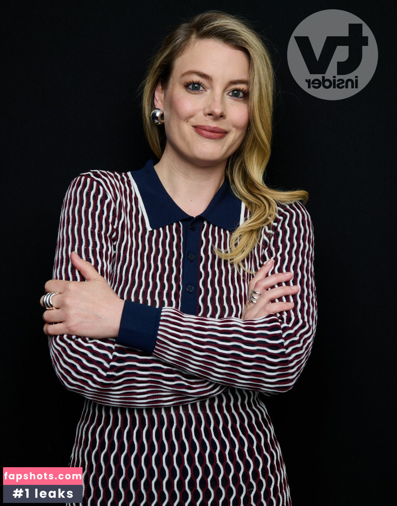 Gillian Jacobs gallery photo #3