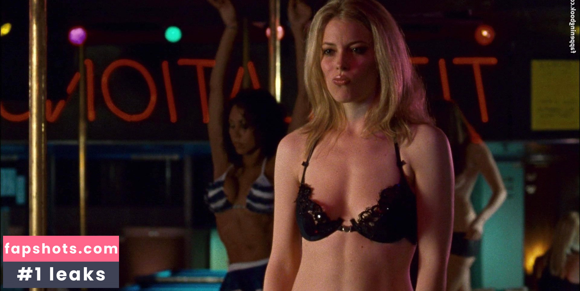 Gillian Jacobs gallery photo #65