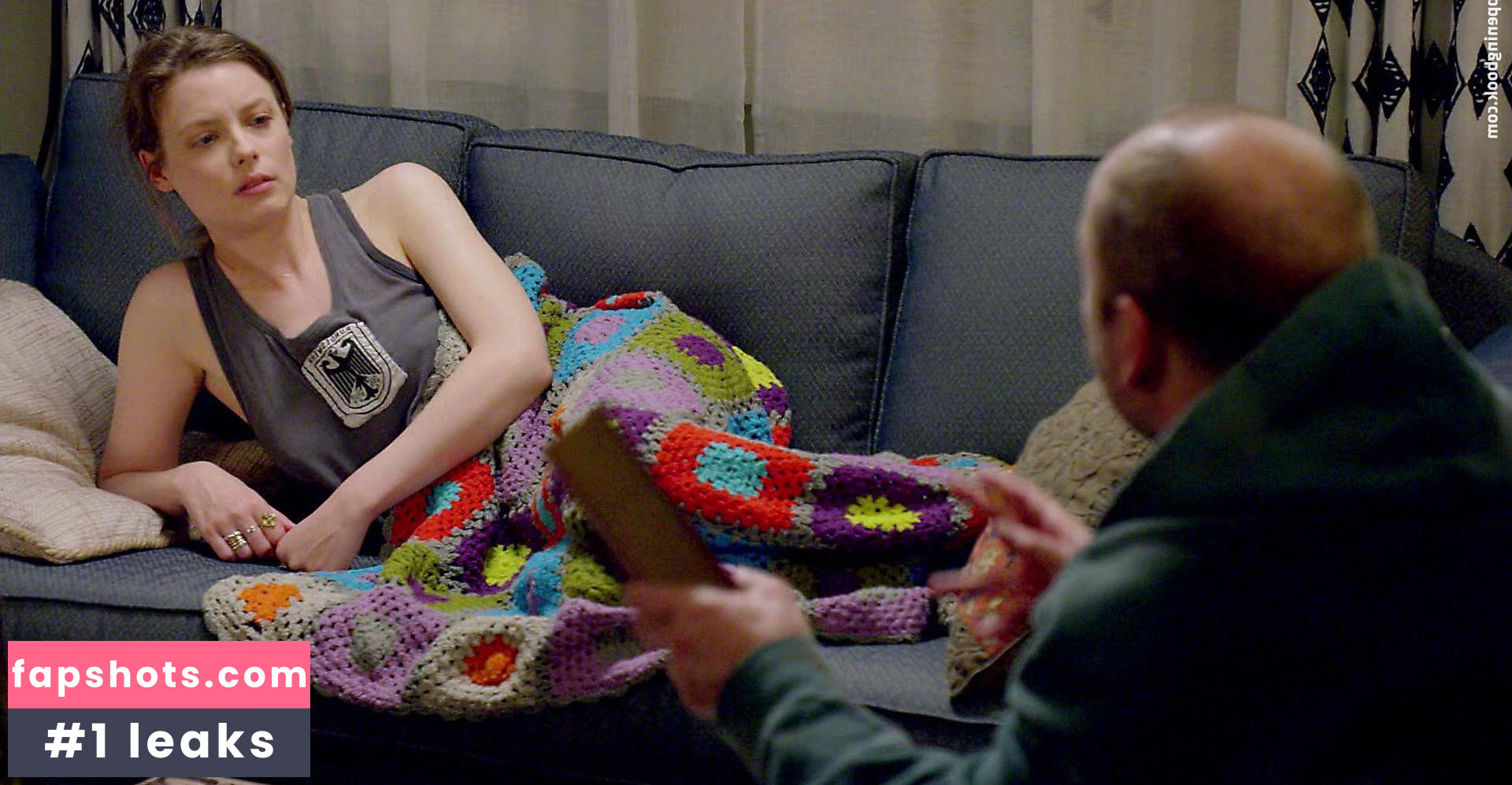 Gillian Jacobs gallery photo #78