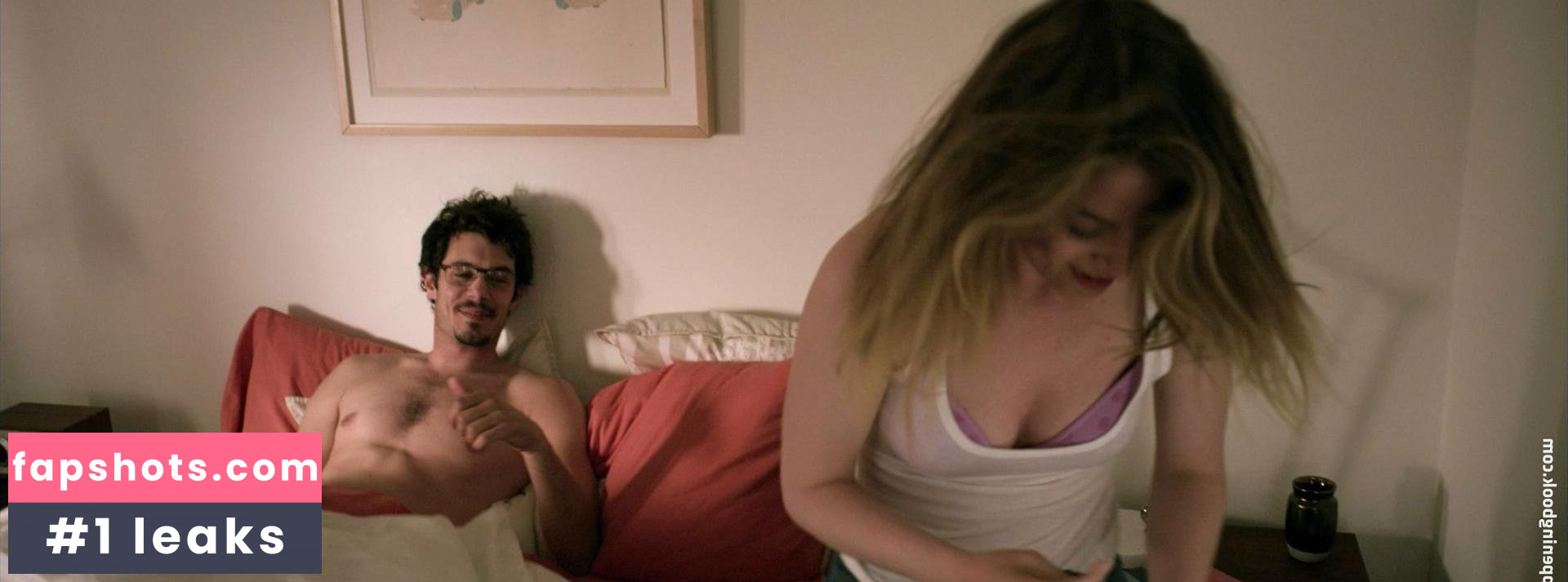 Gillian Jacobs gallery photo #88