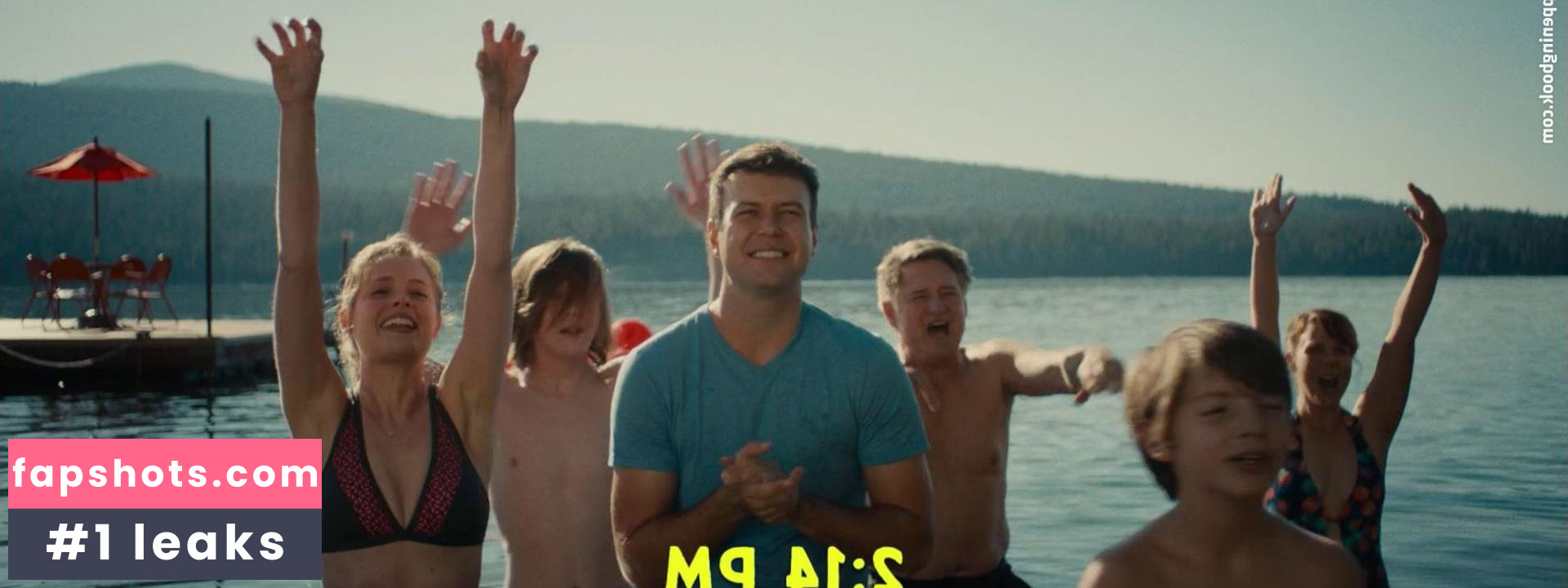 Gillian Jacobs gallery photo #100