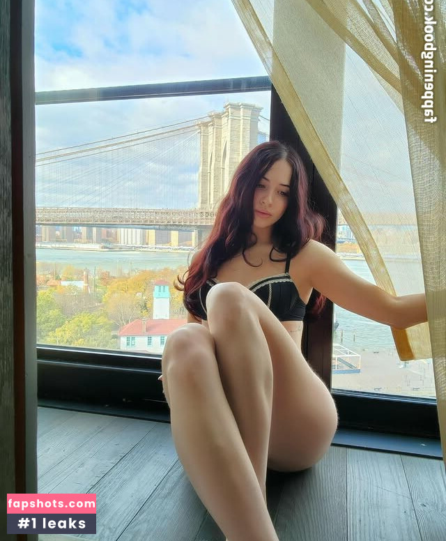 GillianAprils gallery photo #3