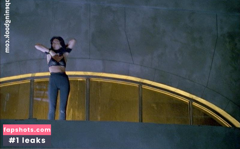 Gina Bellman gallery photo #4