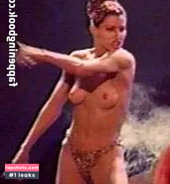 Gina Gershon gallery photo #52