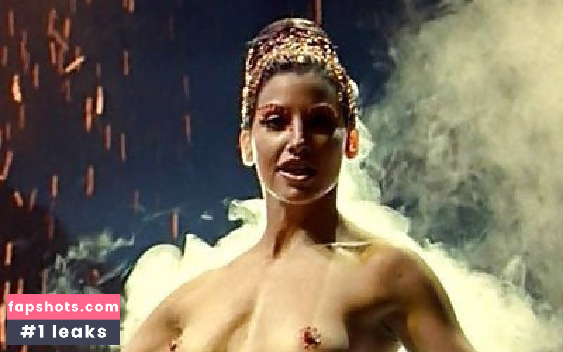 Gina Gershon gallery photo #53