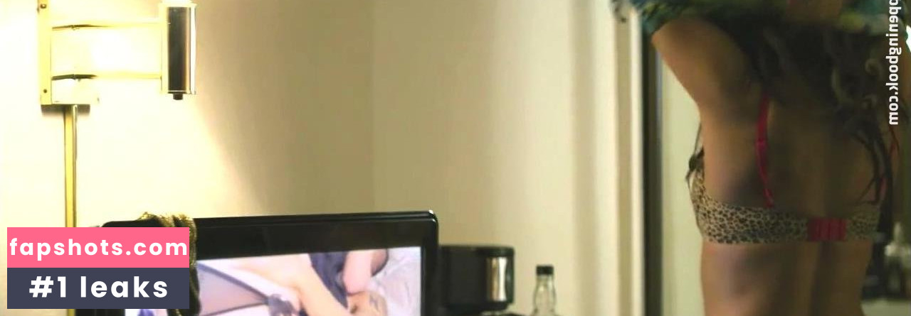 Gina Gershon gallery photo #85