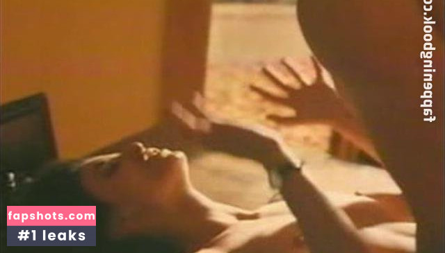 Gina Gershon gallery photo #88