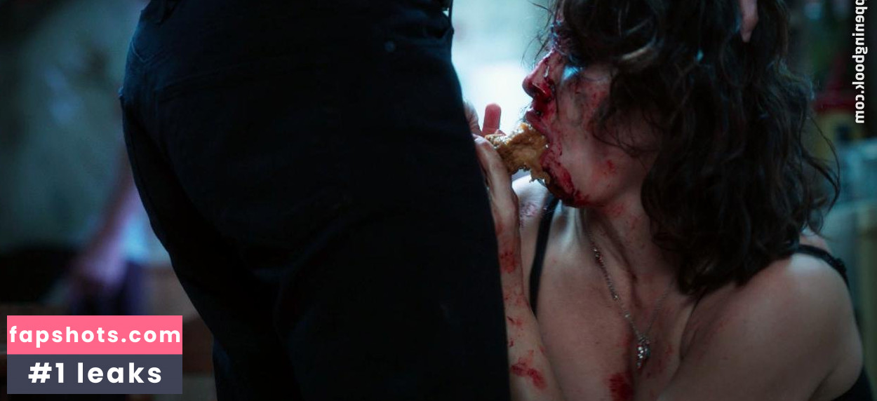 Gina Gershon gallery photo #90