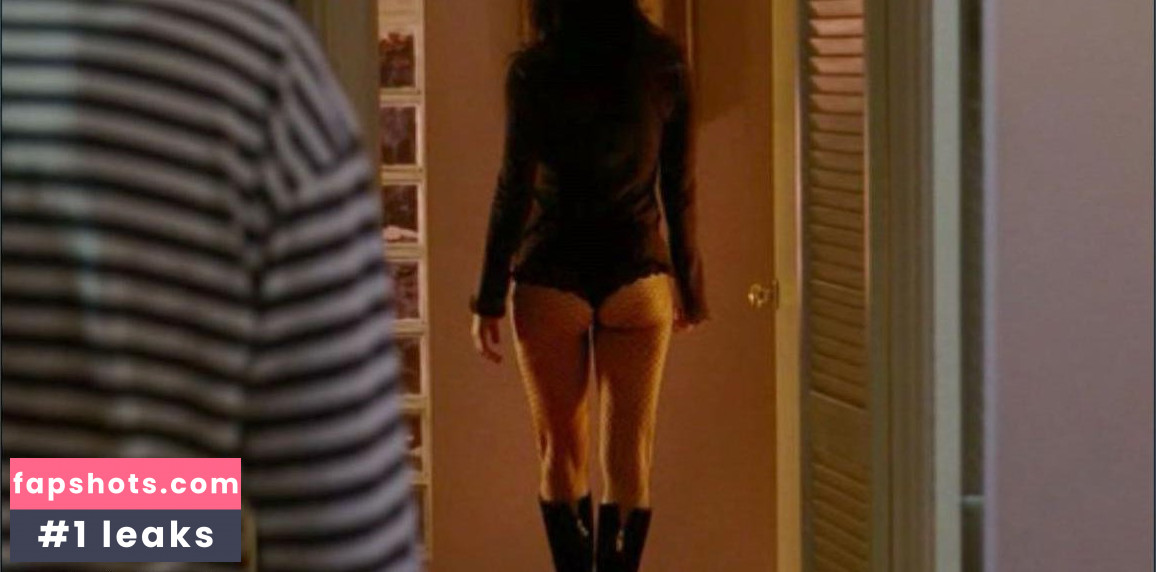 Gina Gershon gallery photo #94