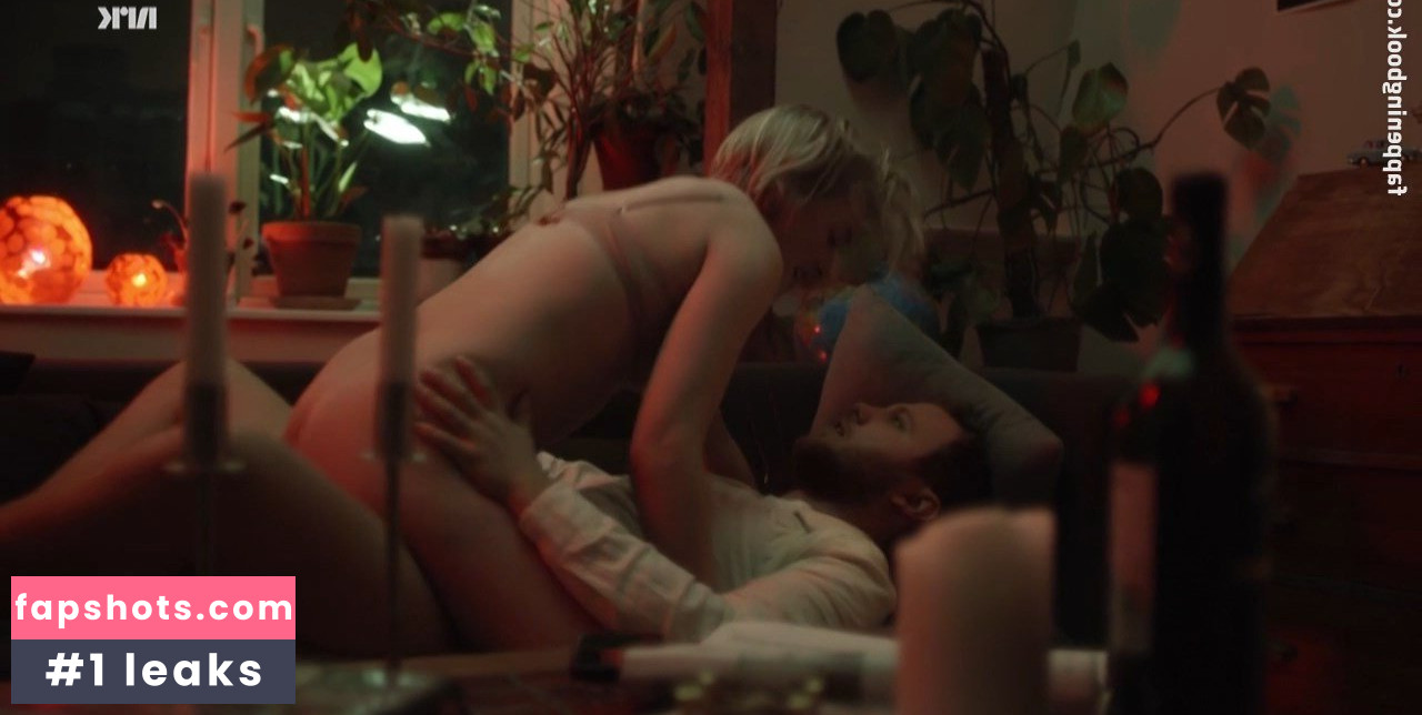 Gina Lindas Theodorsen gallery photo #4