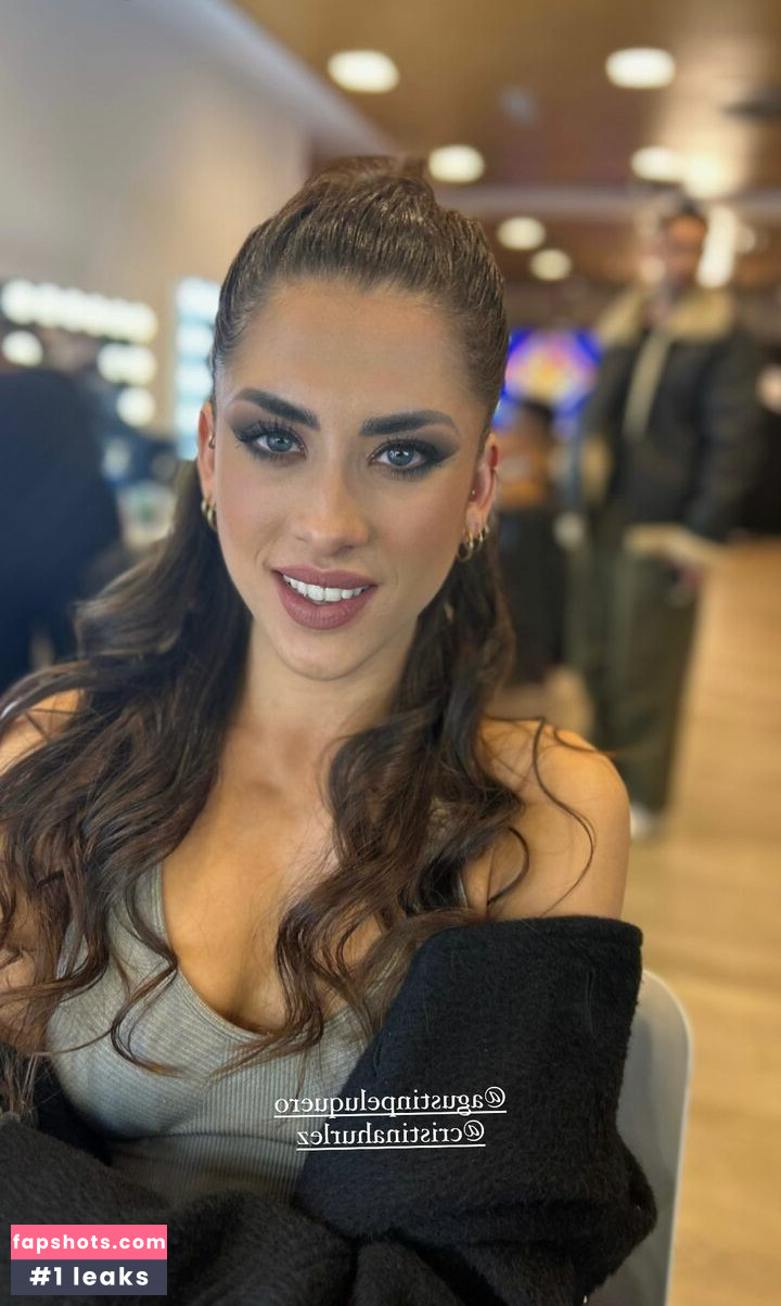 Gina Llebaria gallery photo #118