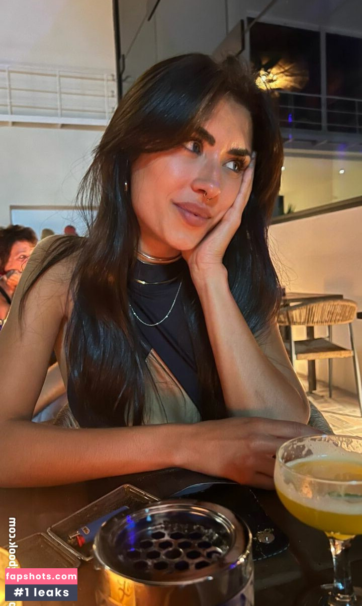 Gina Llebaria gallery photo #49