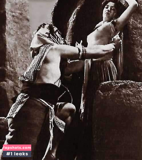 Gina Lollobrigida gallery photo #27