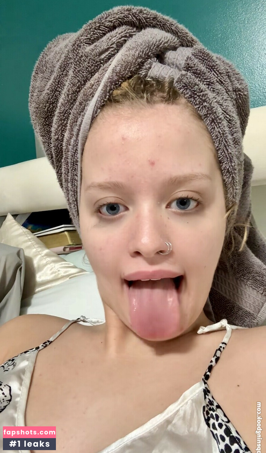 Gina Lynn gallery photo #12