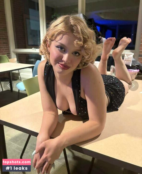 Gina Lynn gallery photo #17