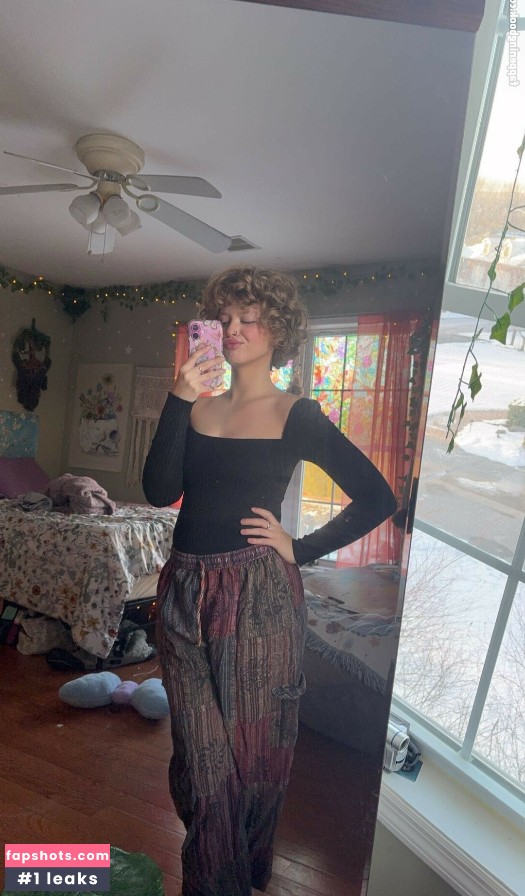 Gina Lynn gallery photo #27