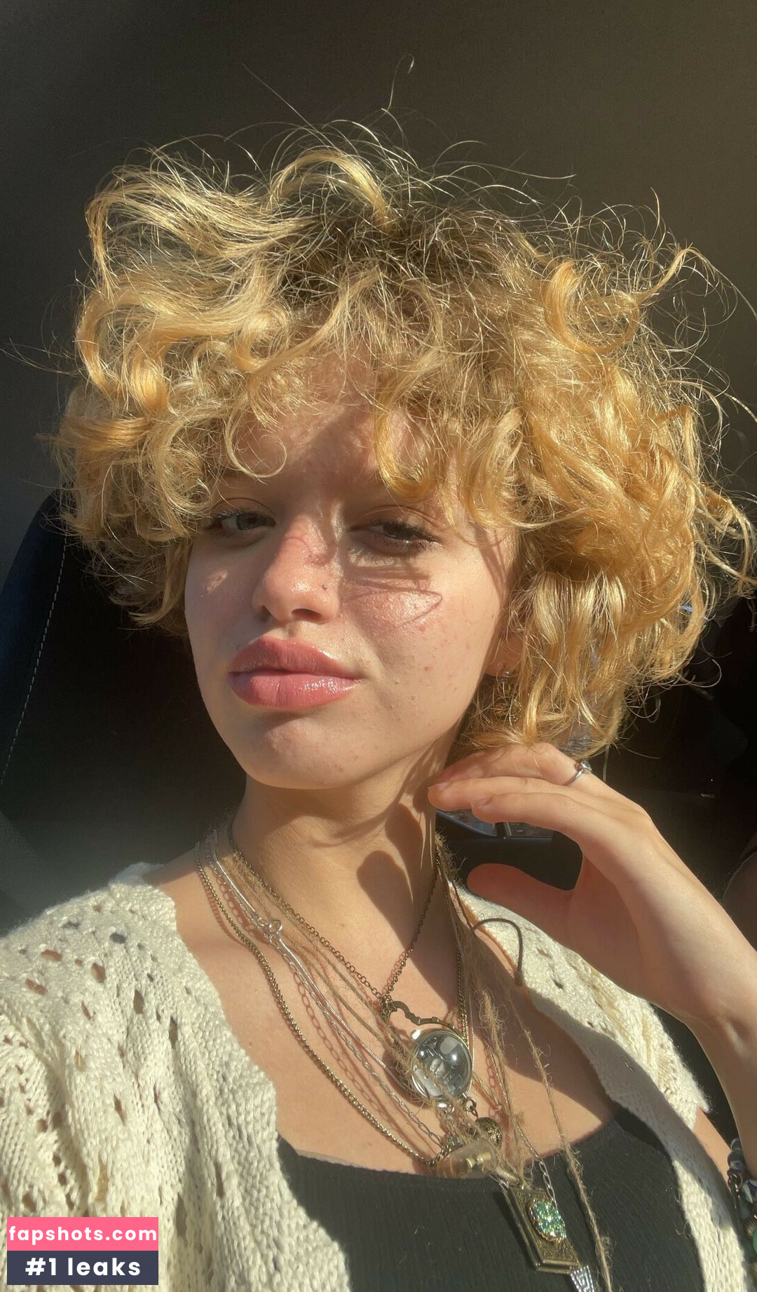 Gina Lynn gallery photo #32