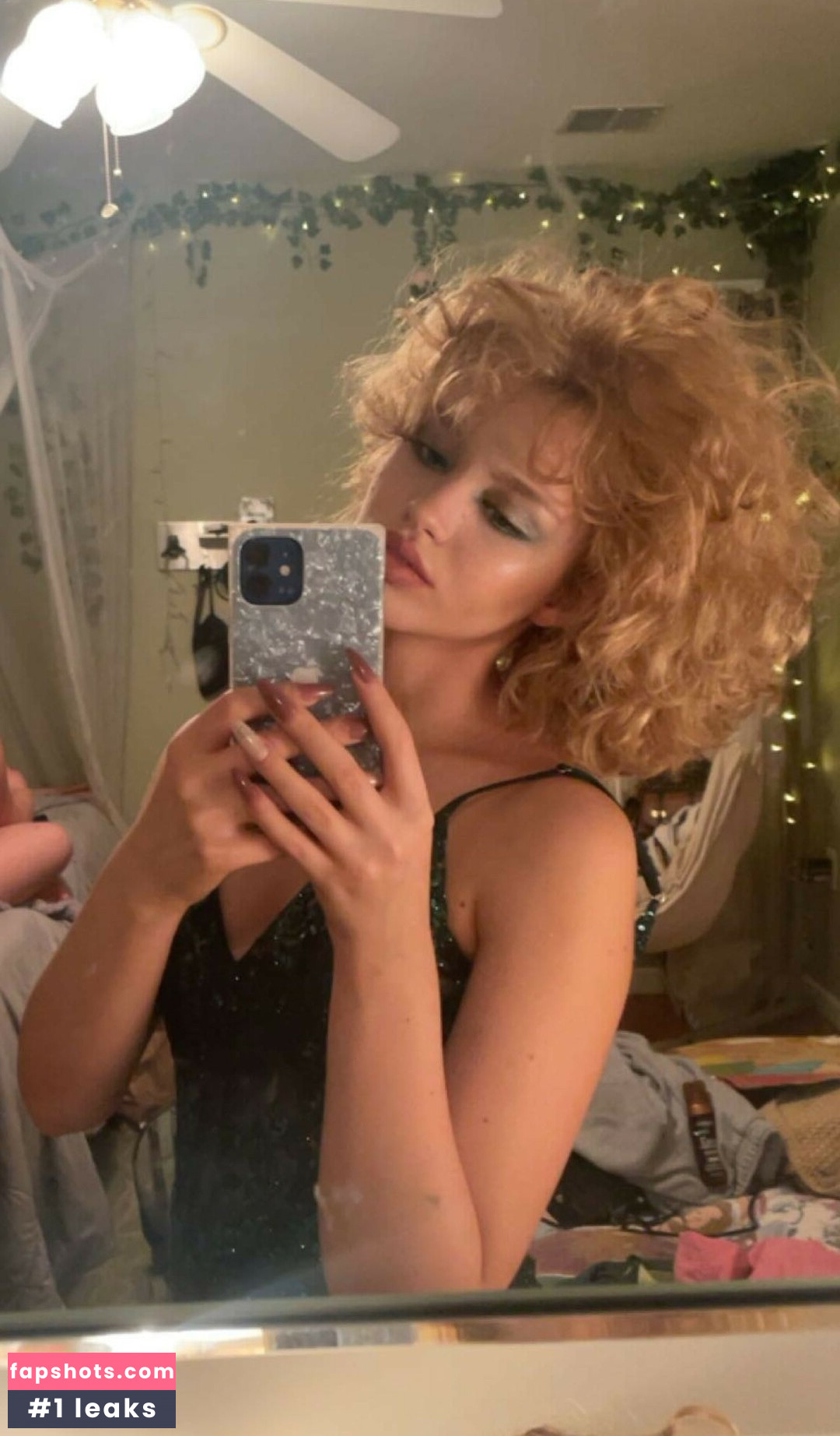 Gina Lynn gallery photo #39