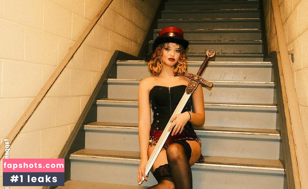 Gina Lynn gallery photo #60