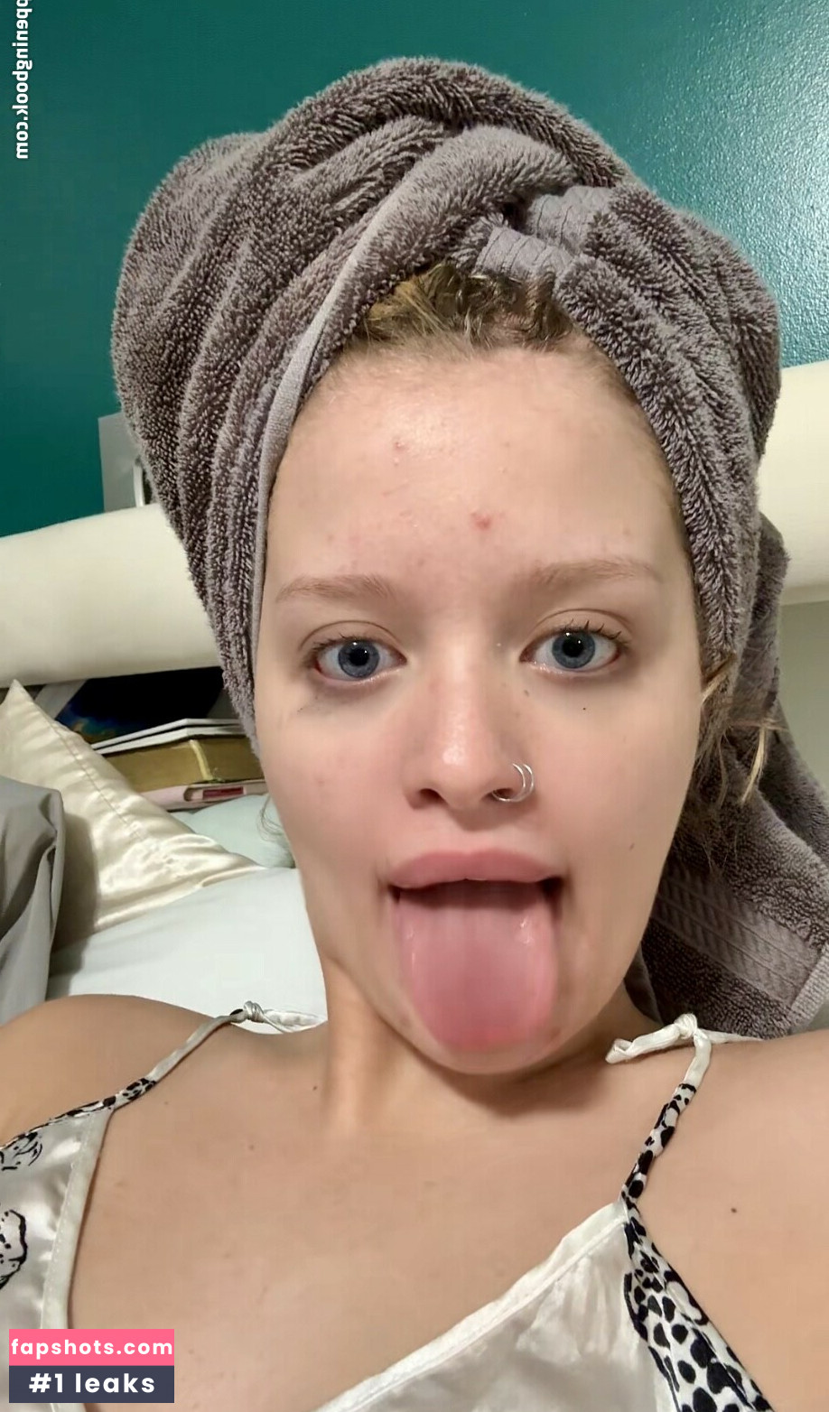 Gina Lynn gallery photo #7