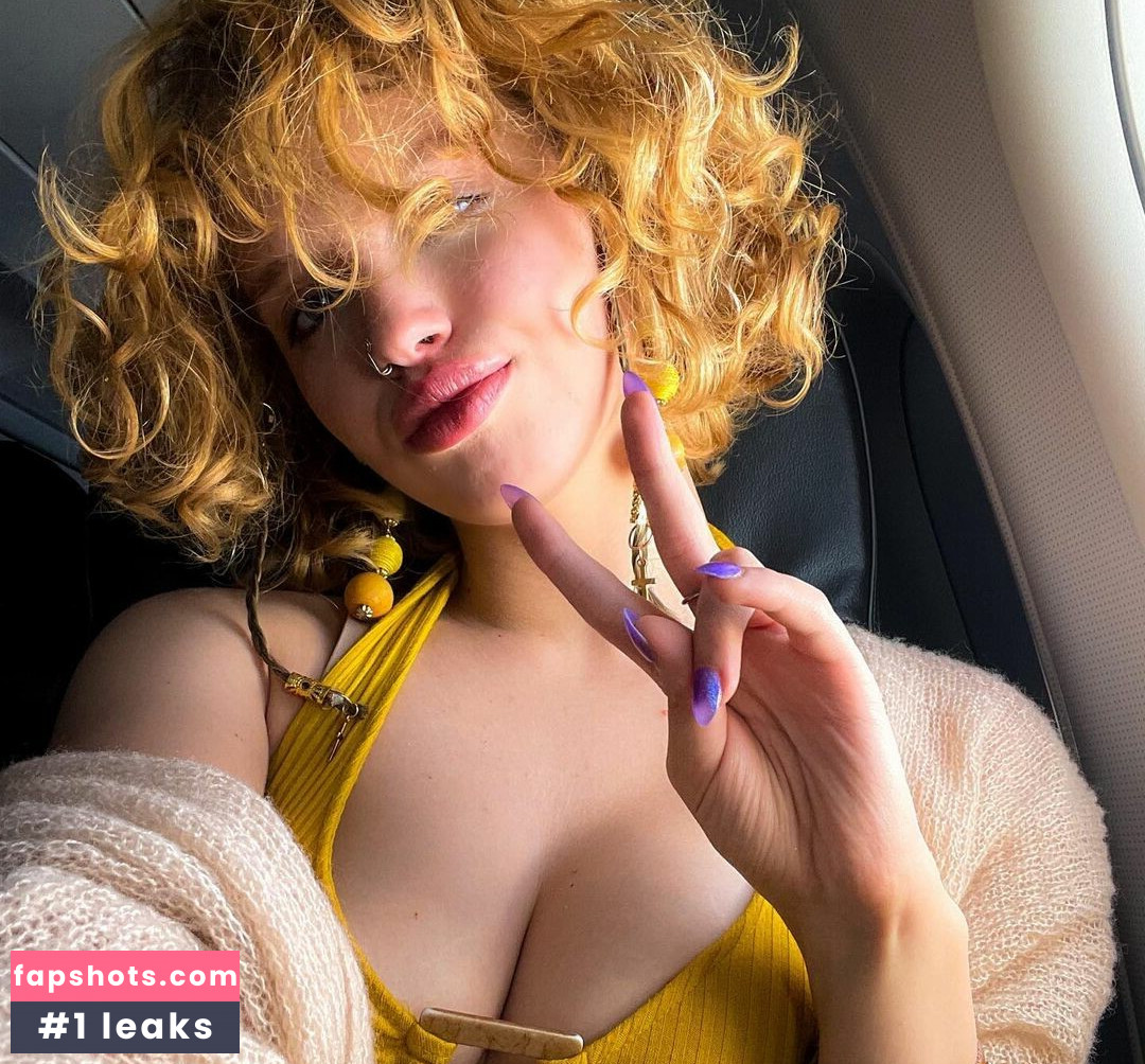 Gina Lynn gallery photo #71