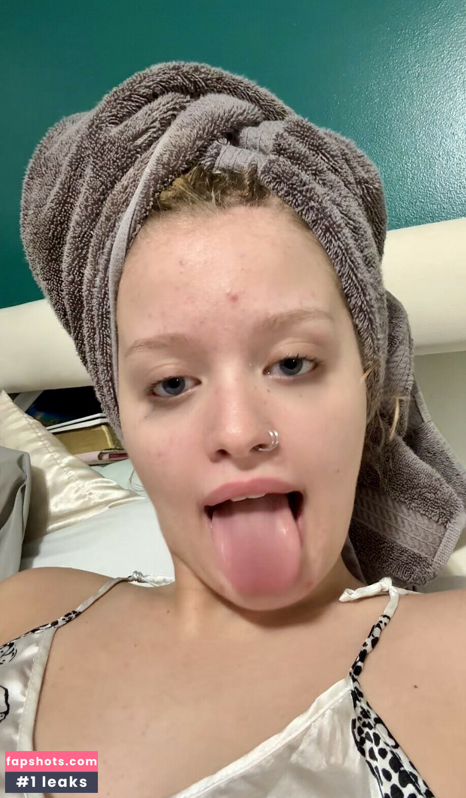 Gina Lynn gallery photo #9