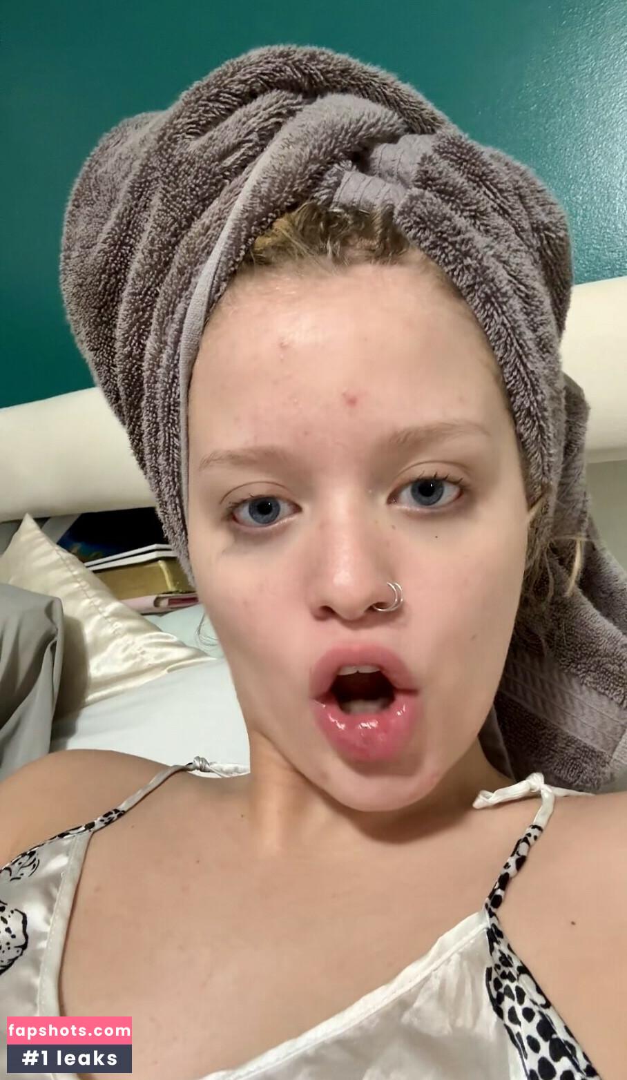 Gina Lynn gallery photo #10