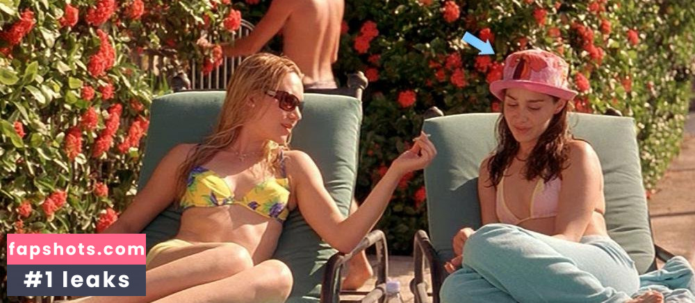 Gina Philips nude babe gallery