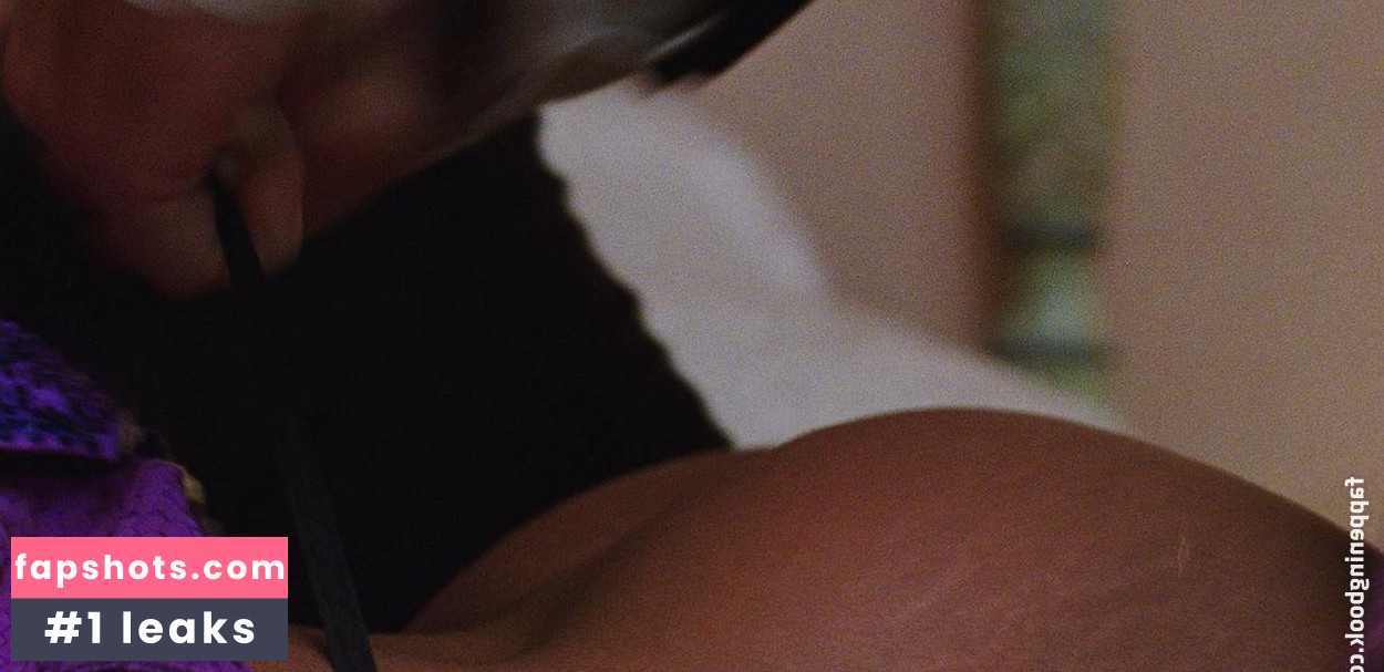 Gina Ravera nude babe gallery