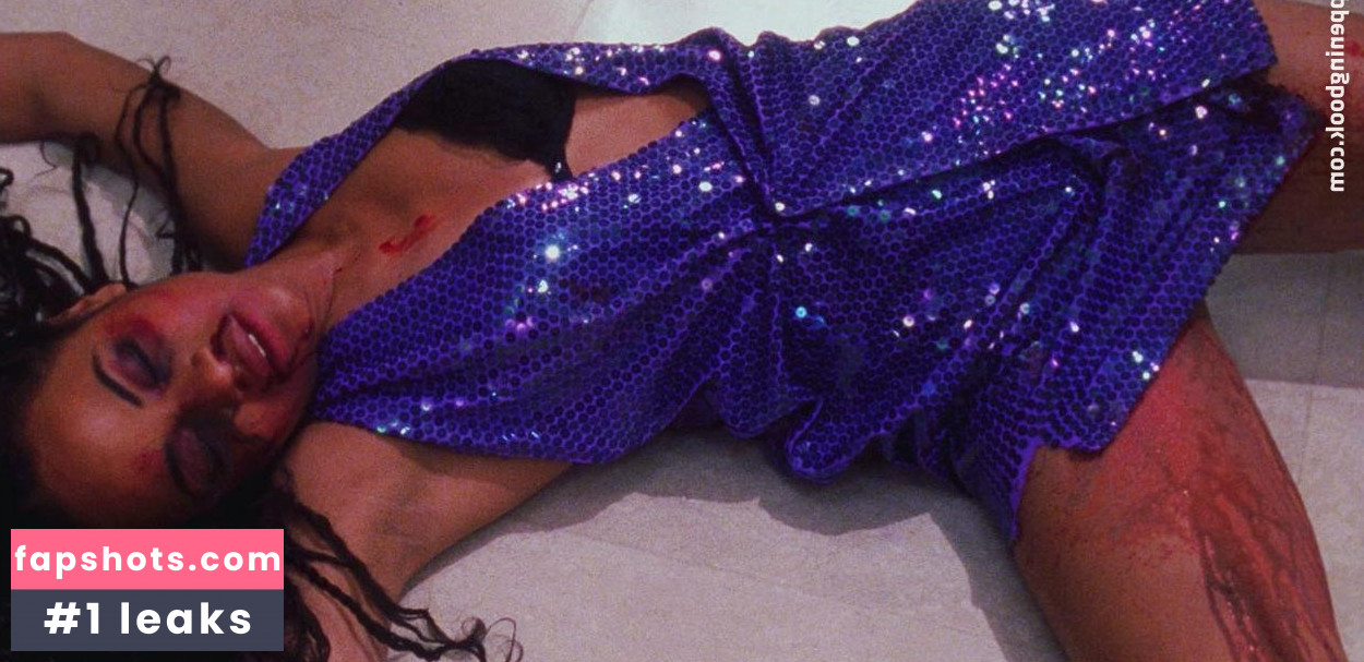 Gina Ravera gallery photo #5