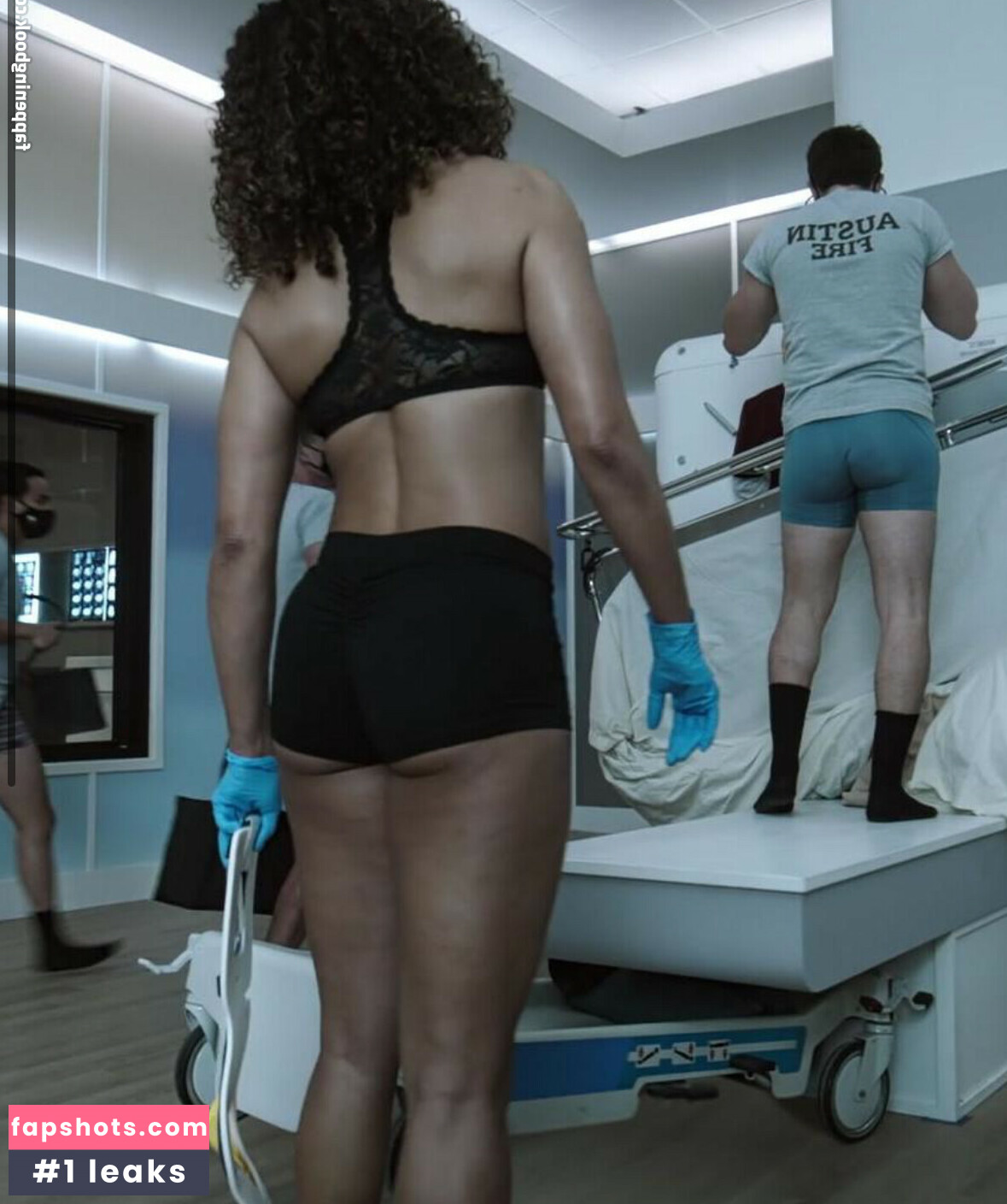 Gina Torres gallery photo #2