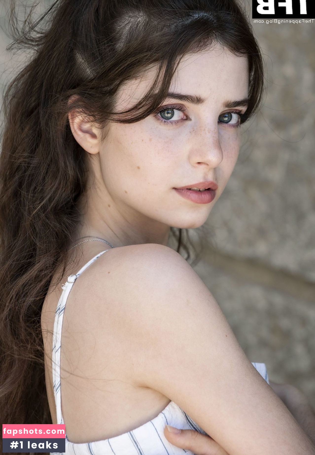 Ginevra Francesconi nude babe gallery