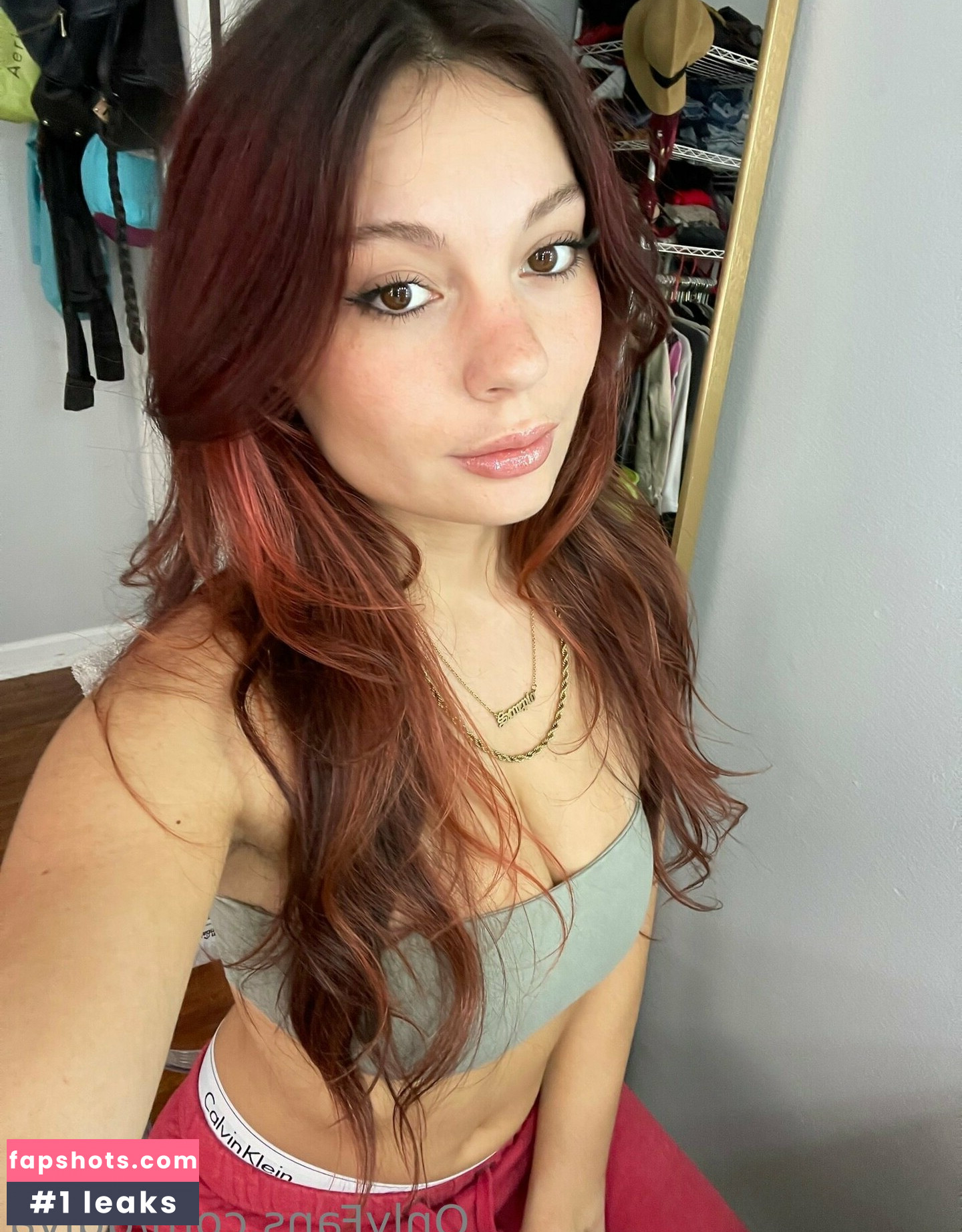 Ginevra Pintor gallery photo #33