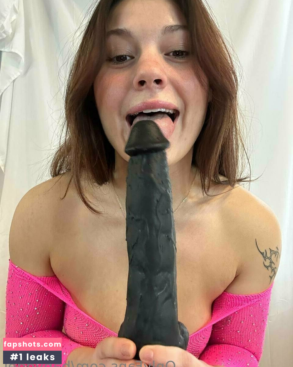 Ginevra Pintor nude babe gallery