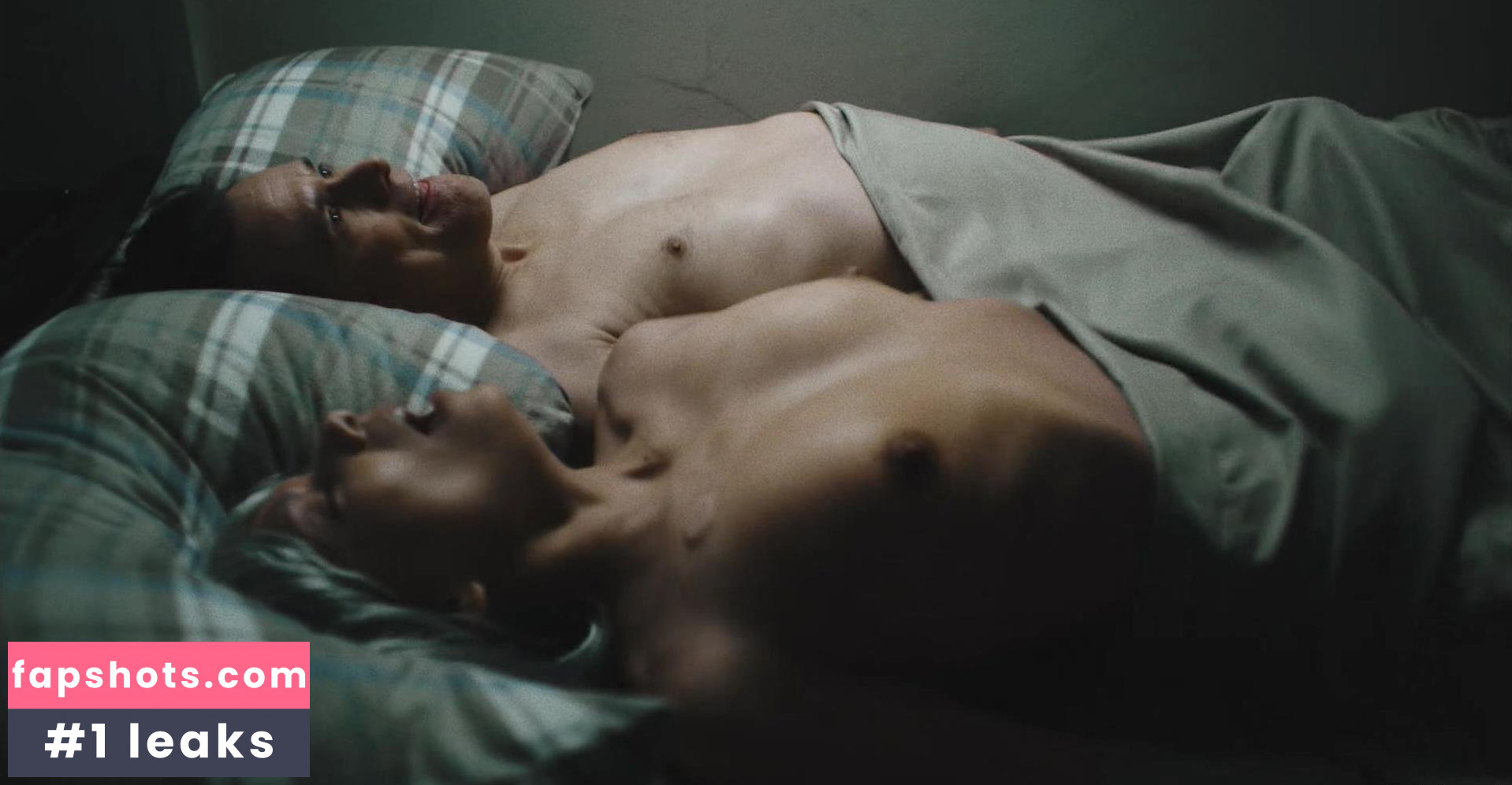 Ginger Gonzaga gallery photo #25