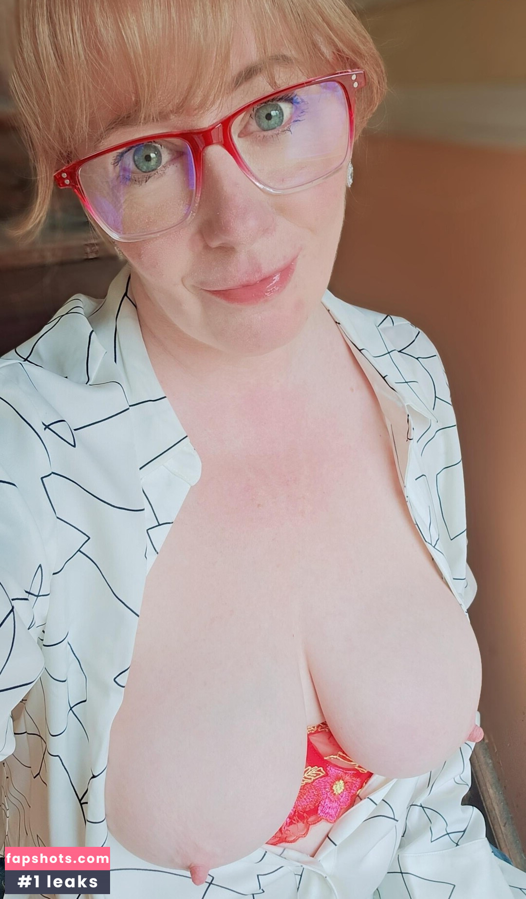 GingerCoug gallery photo #17