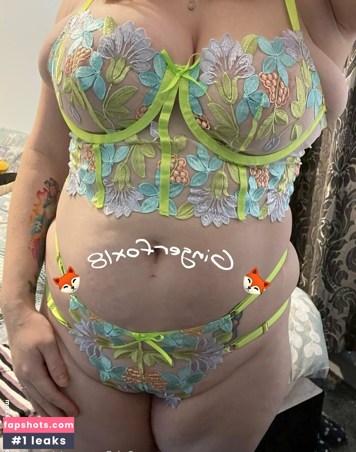 gingerfox18 gallery photo #26