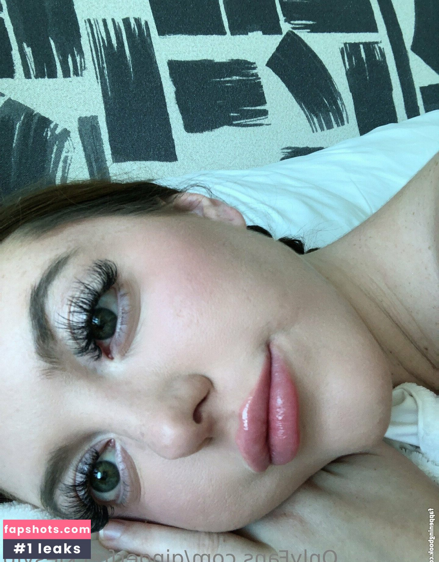 Gingerfrecklesvip gallery photo #16