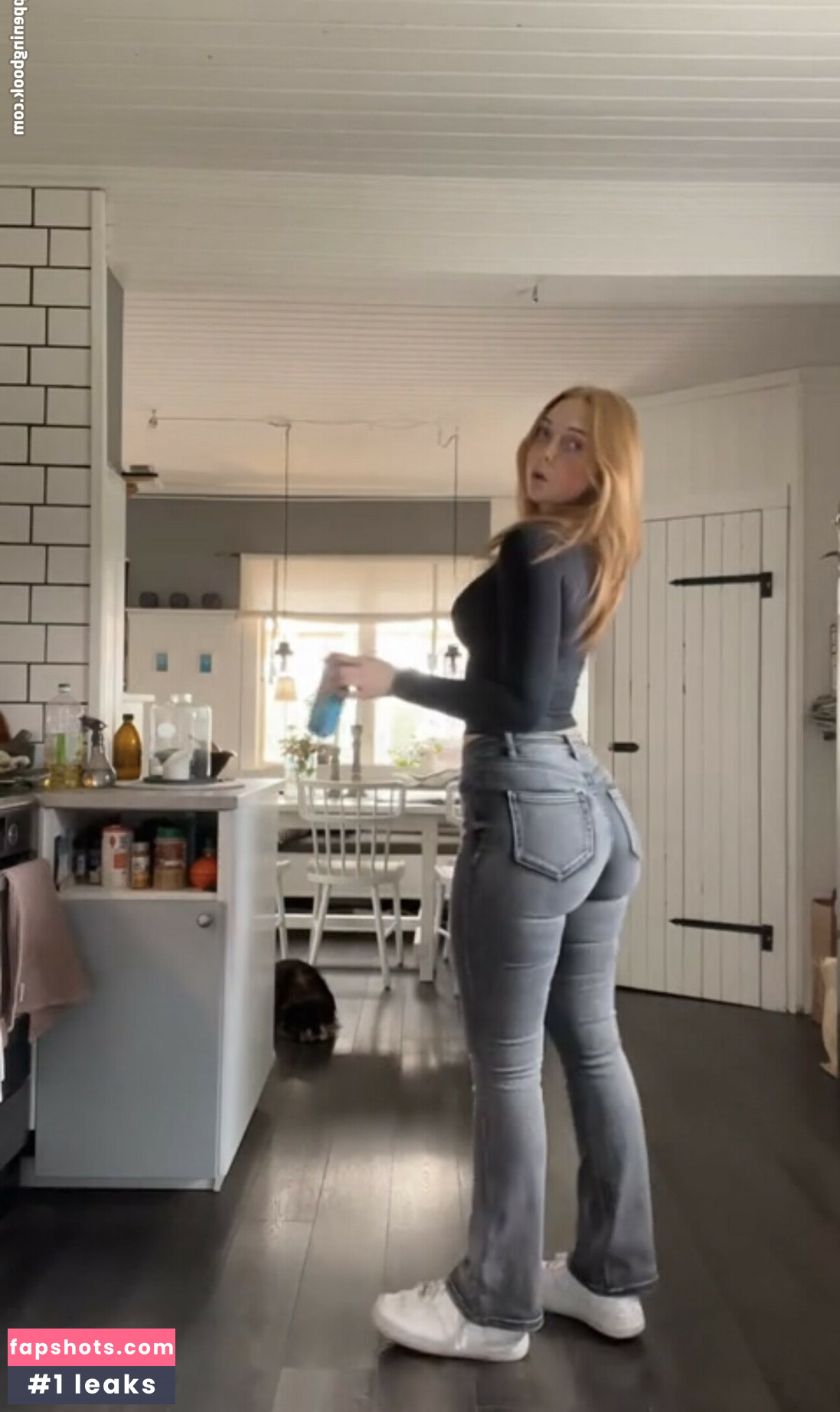 gingerfridaj gallery photo #5