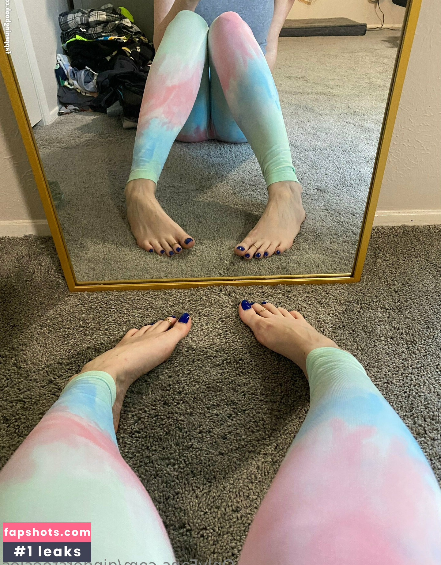 Gingerstoesies gallery photo #16