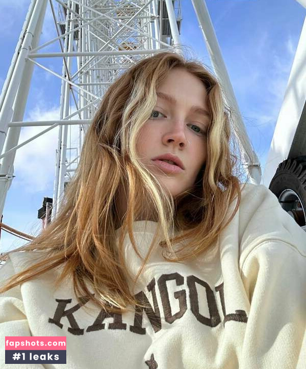 GingerTeeny gallery photo #39