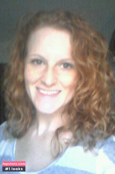 gingerthrone gallery photo #2