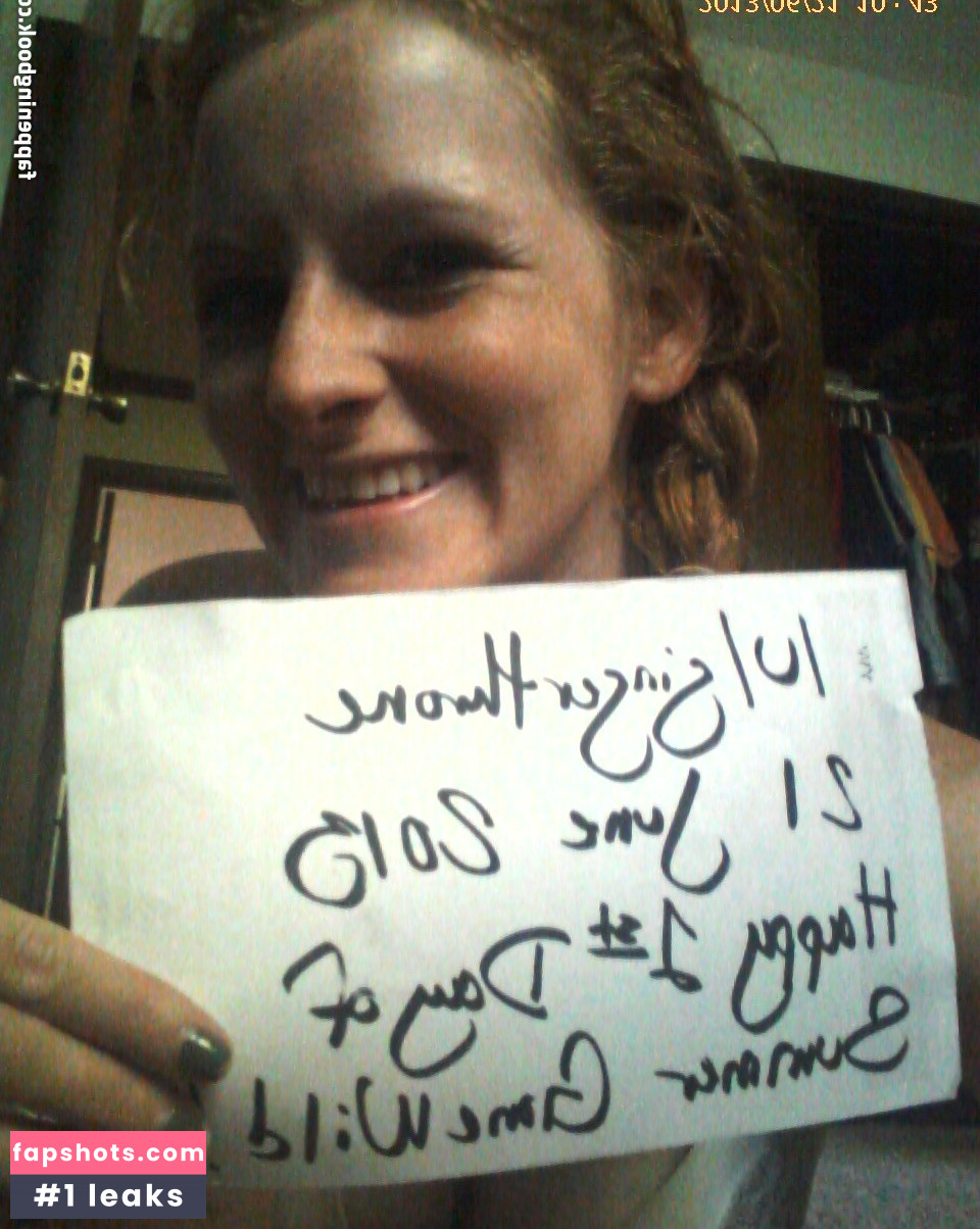 gingerthrone nude babe gallery