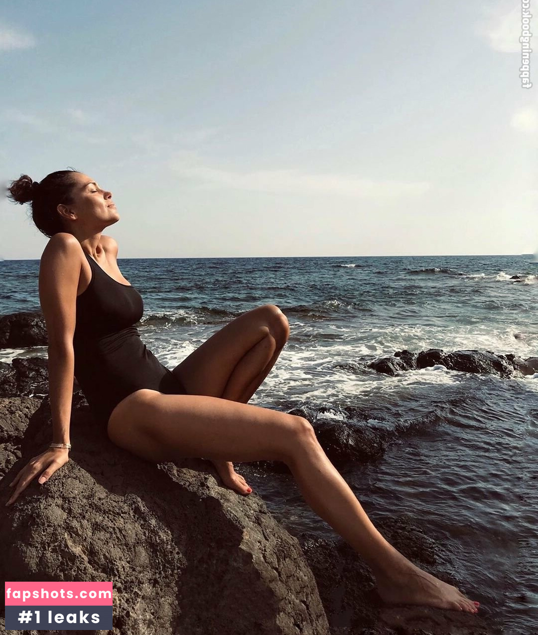 Giorgia Surina gallery photo #2